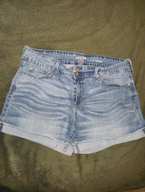 Denizen from Levi's Pants - Denizen LEVI Modern Denim Shorts
